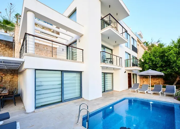 Luxus Skyla Mit 5 Schlafzimmern&meer-blick Villa *