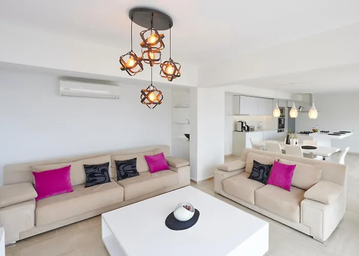 Villa Luxus Skyla Mit 5 Schlafzimmern&meer-blick Kaş