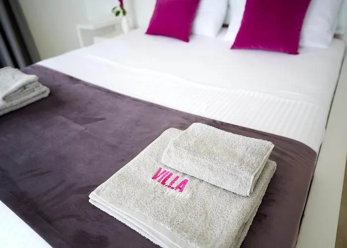 Luxus Skyla Mit 5 Schlafzimmern&meer-blick