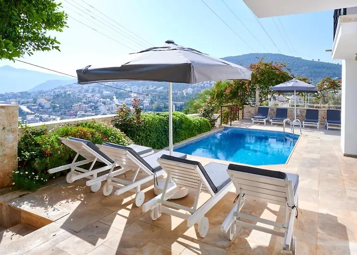 Luxus Skyla Mit 5 Schlafzimmern&meer-blick Villa