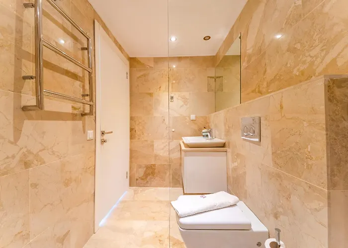 Luxus Skyla Mit 5 Schlafzimmern&meer-blick Villa *