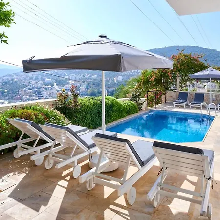 Luxus Skyla Mit 5 Schlafzimmern & Meer-blick Villa