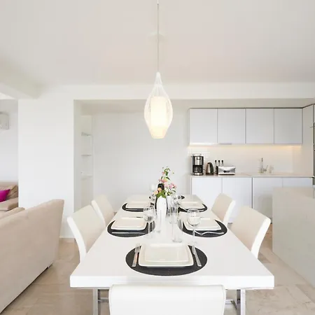Luxus Skyla Mit 5 Schlafzimmern & Meer-blick Villa Kas