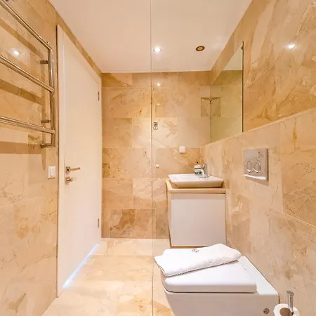 Luxus Skyla Mit 5 Schlafzimmern & Meer-blick Villa *