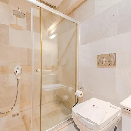 Luxus Skyla Mit 5 Schlafzimmern & Meer-blick Villa Kas