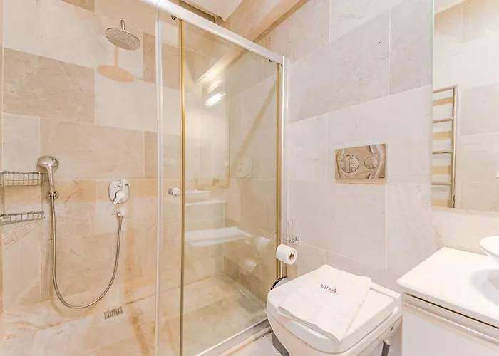 Luxus Skyla Mit 5 Schlafzimmern & Meer-blick Villa Kaş